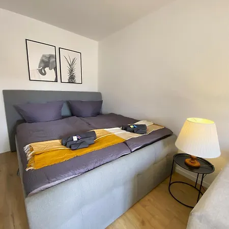 Schoelerberg Mit Tiefgaragenparkplatz Und Kingsize-bett 奥斯纳布吕克